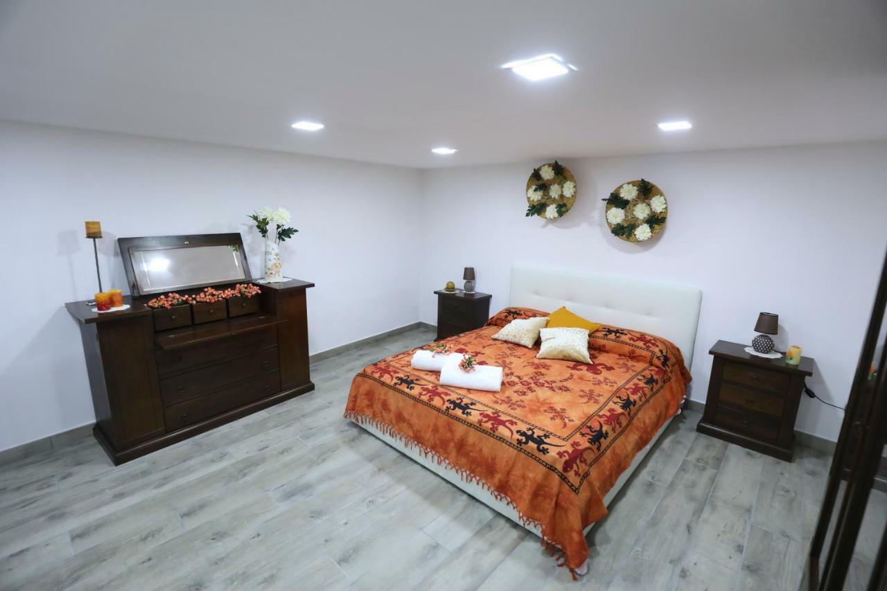 O' Vascio 25 Villa Наполи Екстериор снимка